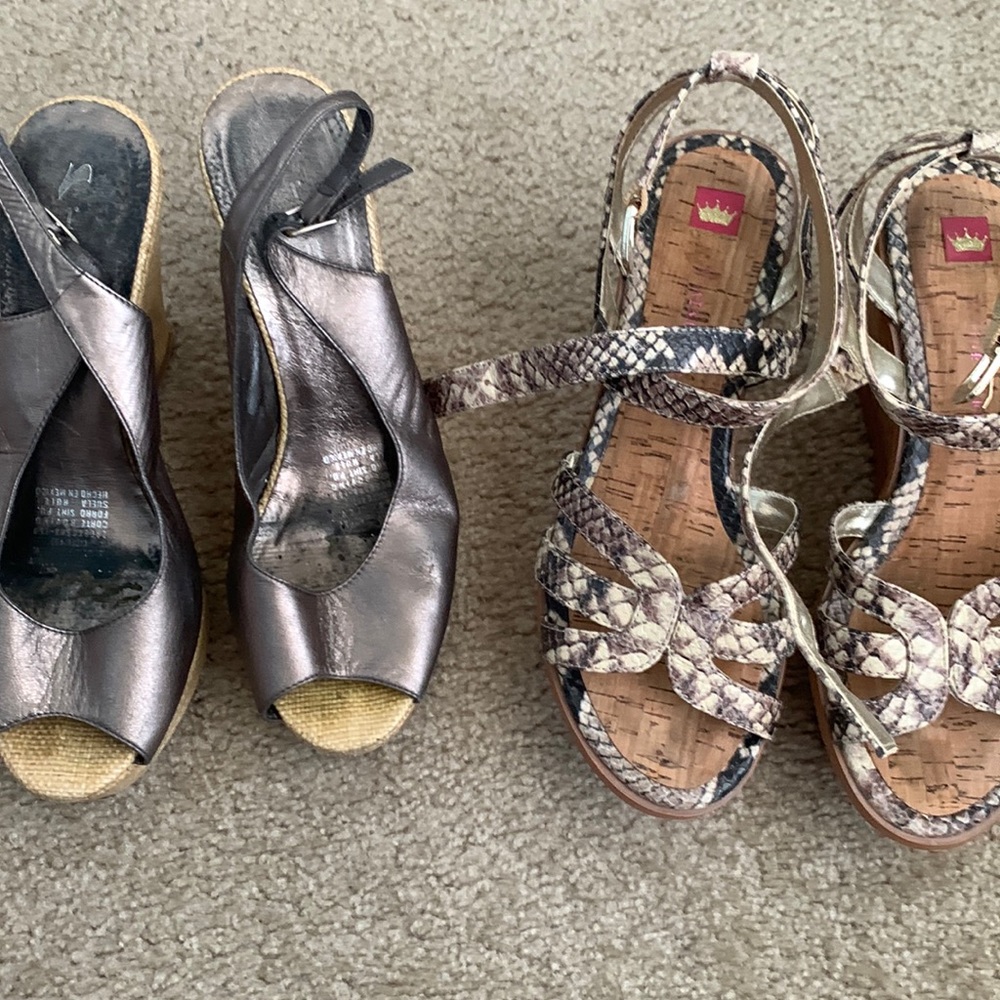 BUY ONE  get TWO‼️‼️‼️ beautiful barely used.